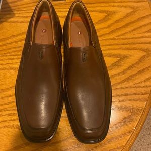 NWT Clarks Mens 9.5 Unbrylan Lane Brown Leather